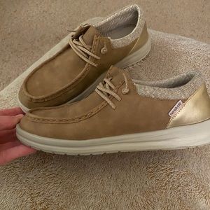 Hey Dudes women’s Polly